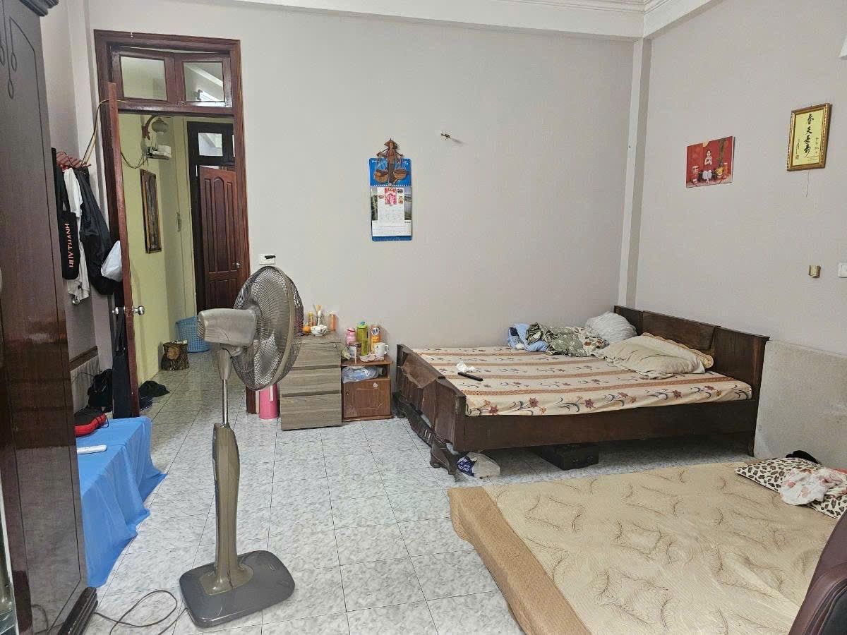 BÁN NHÀ KHƯƠNG ĐÌNH - Sổ đỏ chuẩn 66m2 x 4 tầng chỉ 155tr/m2 5