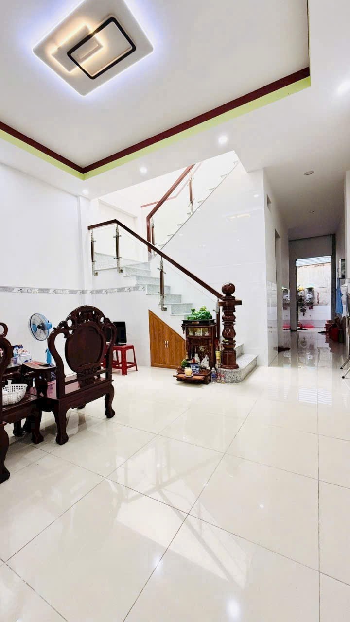 BÁN NHÀ 2 TẦNG ĐÚC – BÙI VĂN NGỮ, Q12 – SÁT CHỢ, GIÁ CHỈ 4.95 TỶ!!! 3