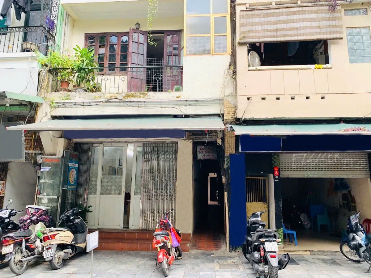 BÁN NHÀ MẶT PHỐ TRẦN CUNG CẦU GIẤY-94M 24xTỶ-LÔ GÓC-VỈA HÈ RỘNG-KINH DOANH SẦM UẤT 2