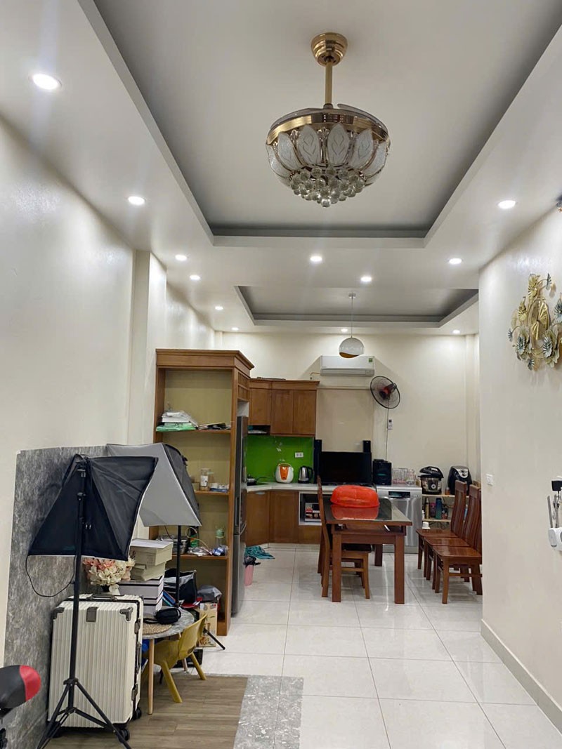 Chính chủ bán 42,5m2 nhà 3 tầng trong ngõ An Đào C, Trâu Quỳ - An cư lạc nghiệp, đầu tư dòng tiền! 3