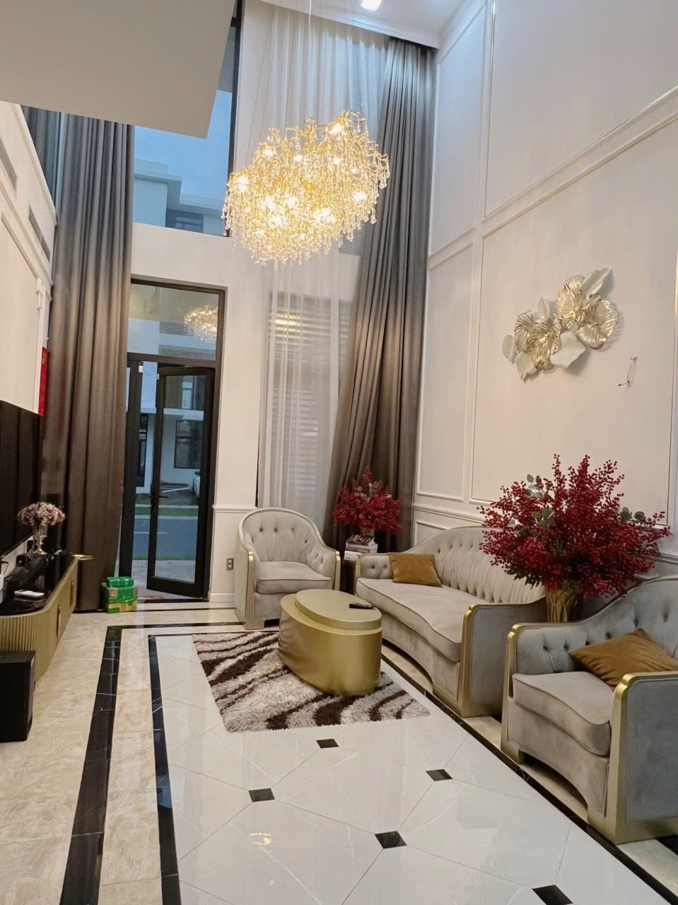 Cần bán Biệt thự Phường Phú Hữu, Quận 9, Diện tích 175m², Giá 22.8 Tỷ 3