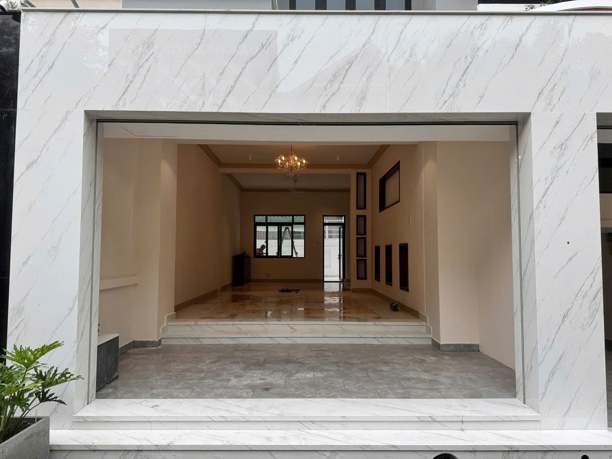 Cho thuê Văn phòng Phường Phước Long B, Quận 9, Diện tích 136m², Giá 036 Triệu/tháng 3