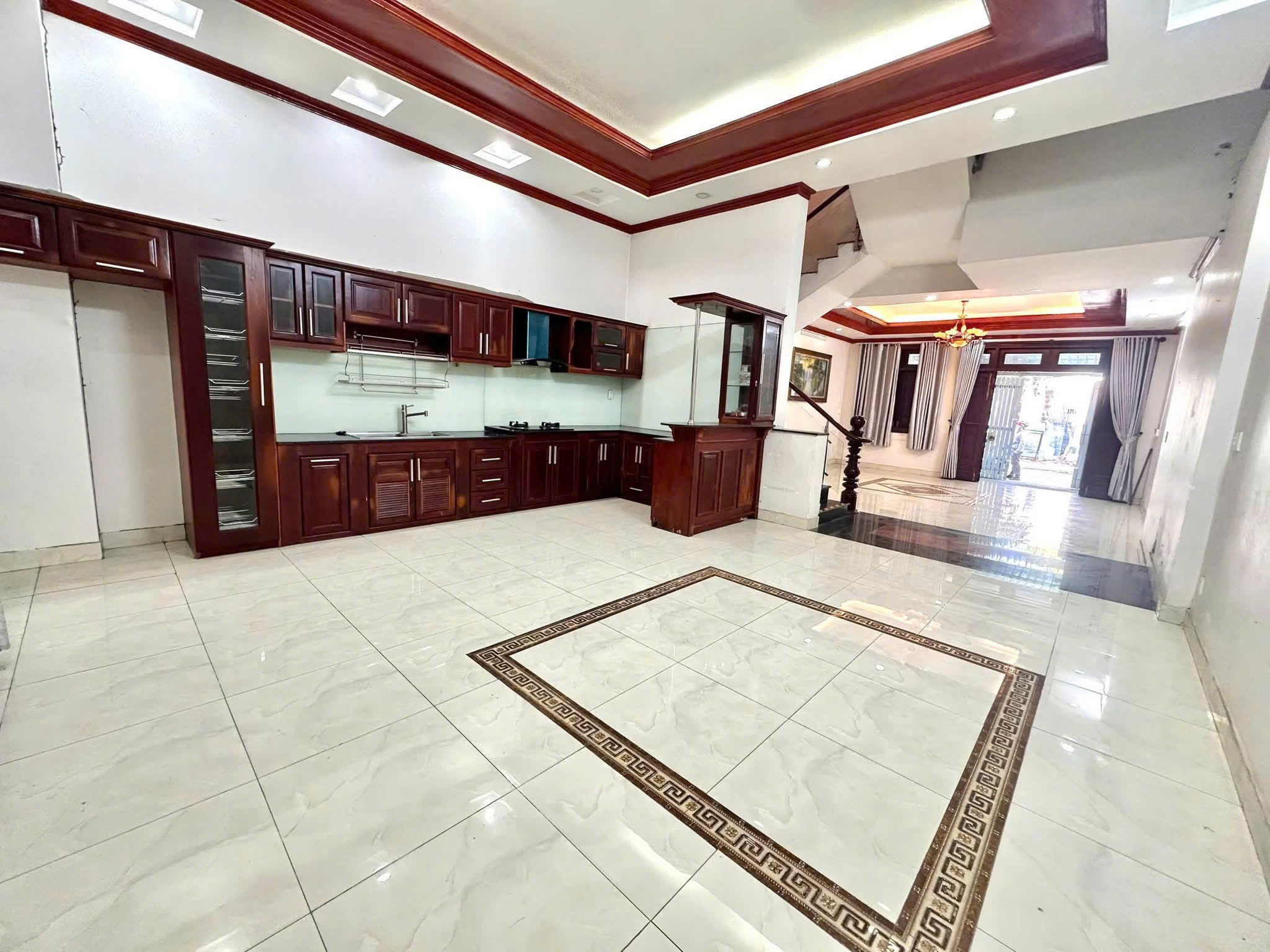 Cần bán Nhà mặt tiền Phường Bình Trưng Đông, Quận 2, Diện tích 120m², Giá 22 Triệu/tháng 7