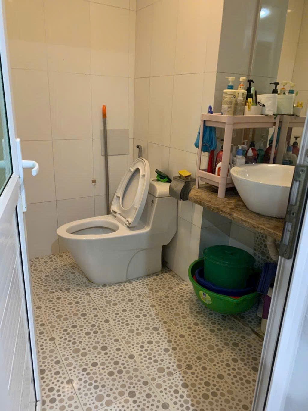 Cần bán Căn hộ chung cư đường Tân Mai, Phường Tân Mai, Diện tích 100m², Giá 6.2 Tỷ 4