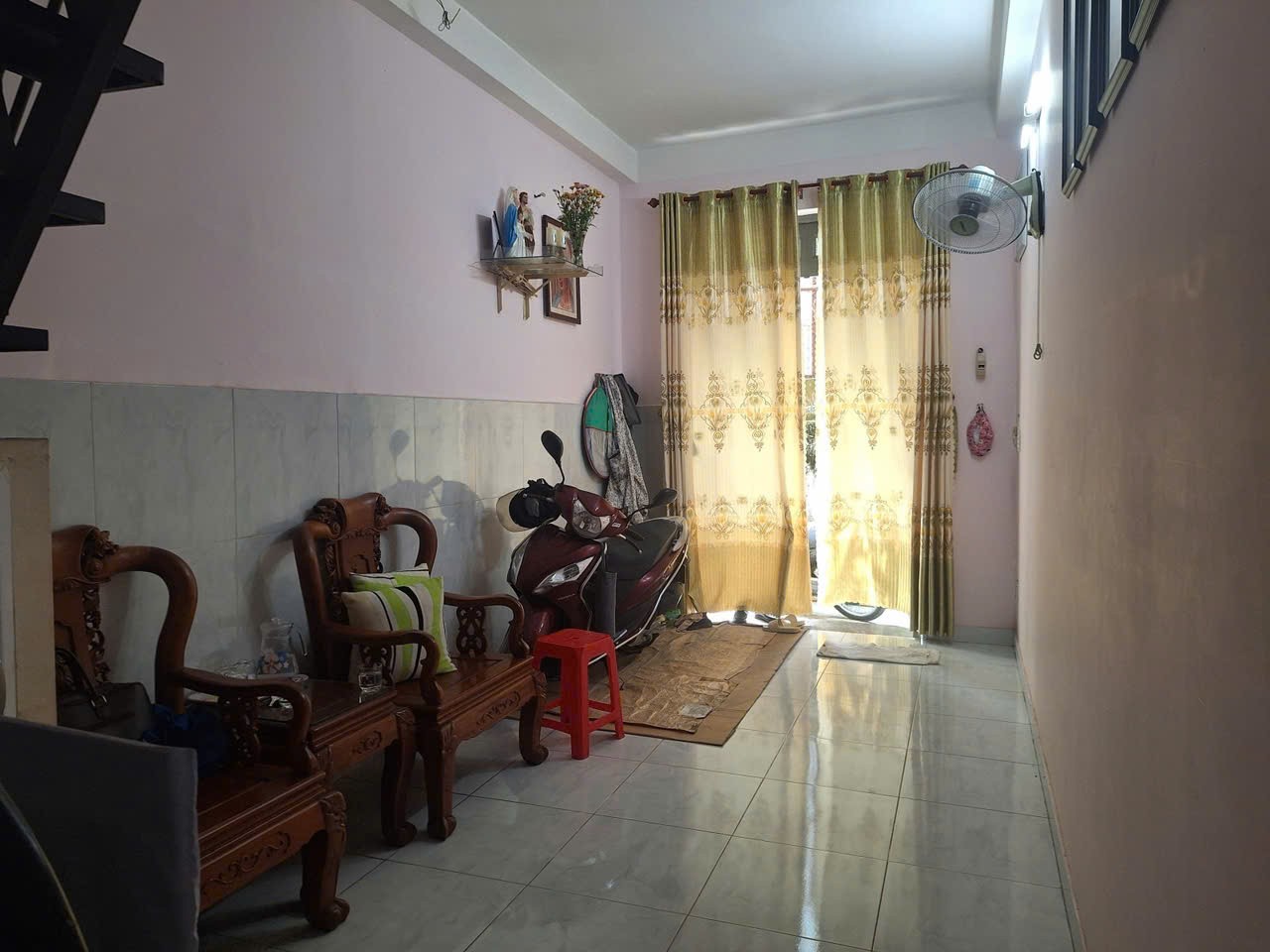 Nhà Mới ở ngay, Tăng Nhơn Phú B, Quận 9, Dt 40m2( 3 x 13 ), 2 tầng, chỉ 2.5ty 3