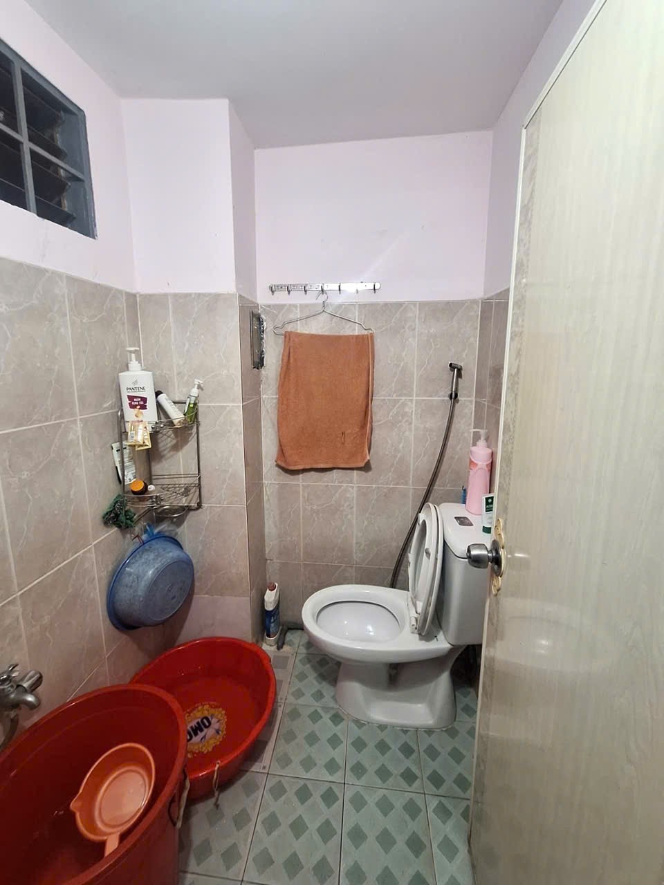 Nhà Mới ở ngay, Tăng Nhơn Phú B, Quận 9, Dt 40m2( 3 x 13 ), 2 tầng, chỉ 2.5ty 5