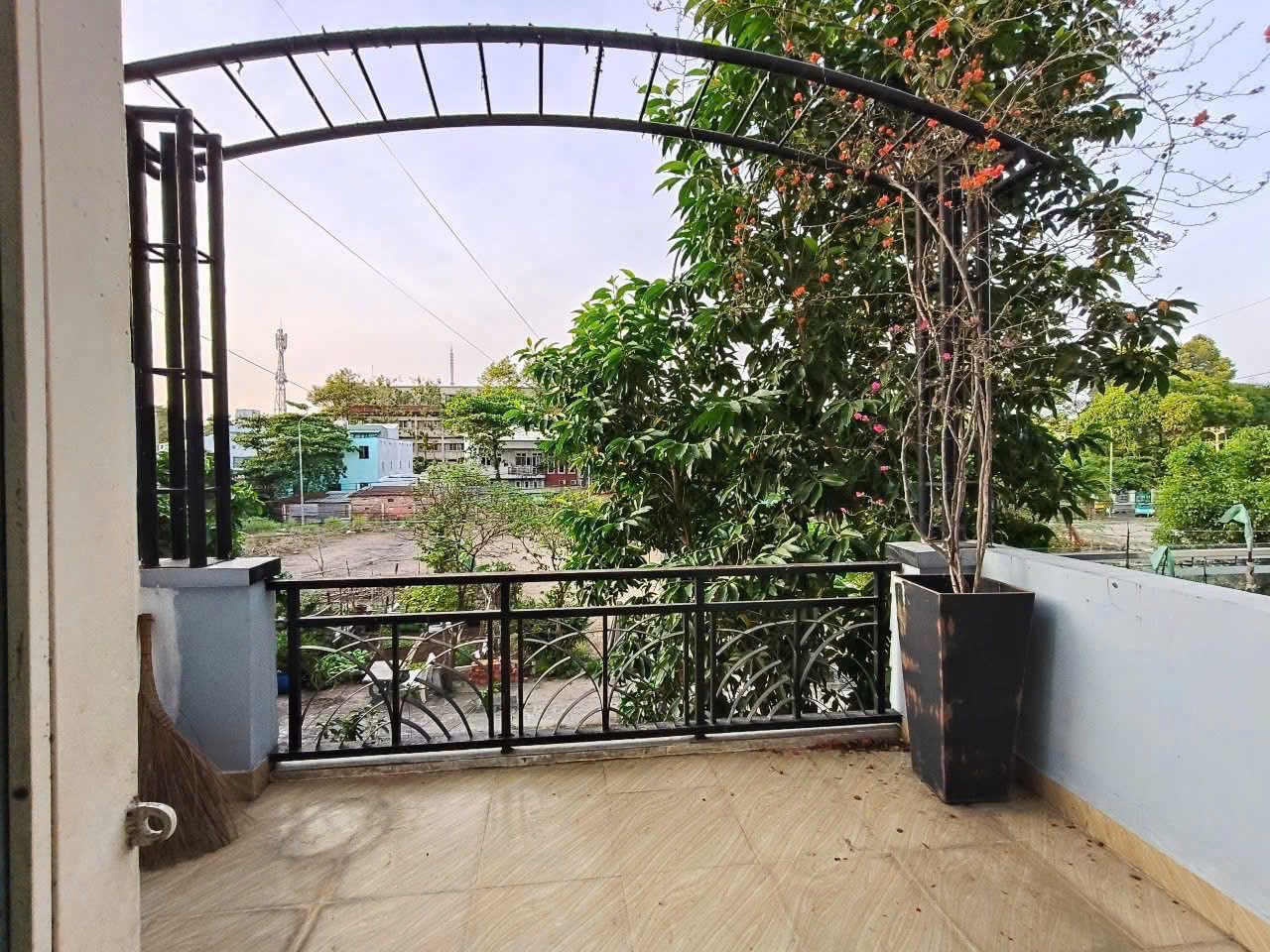 Cho thuê Nhà mặt tiền Phường Tăng Nhơn Phú A, Quận 9, Diện tích 75m², Giá 16 Triệu/tháng 5
