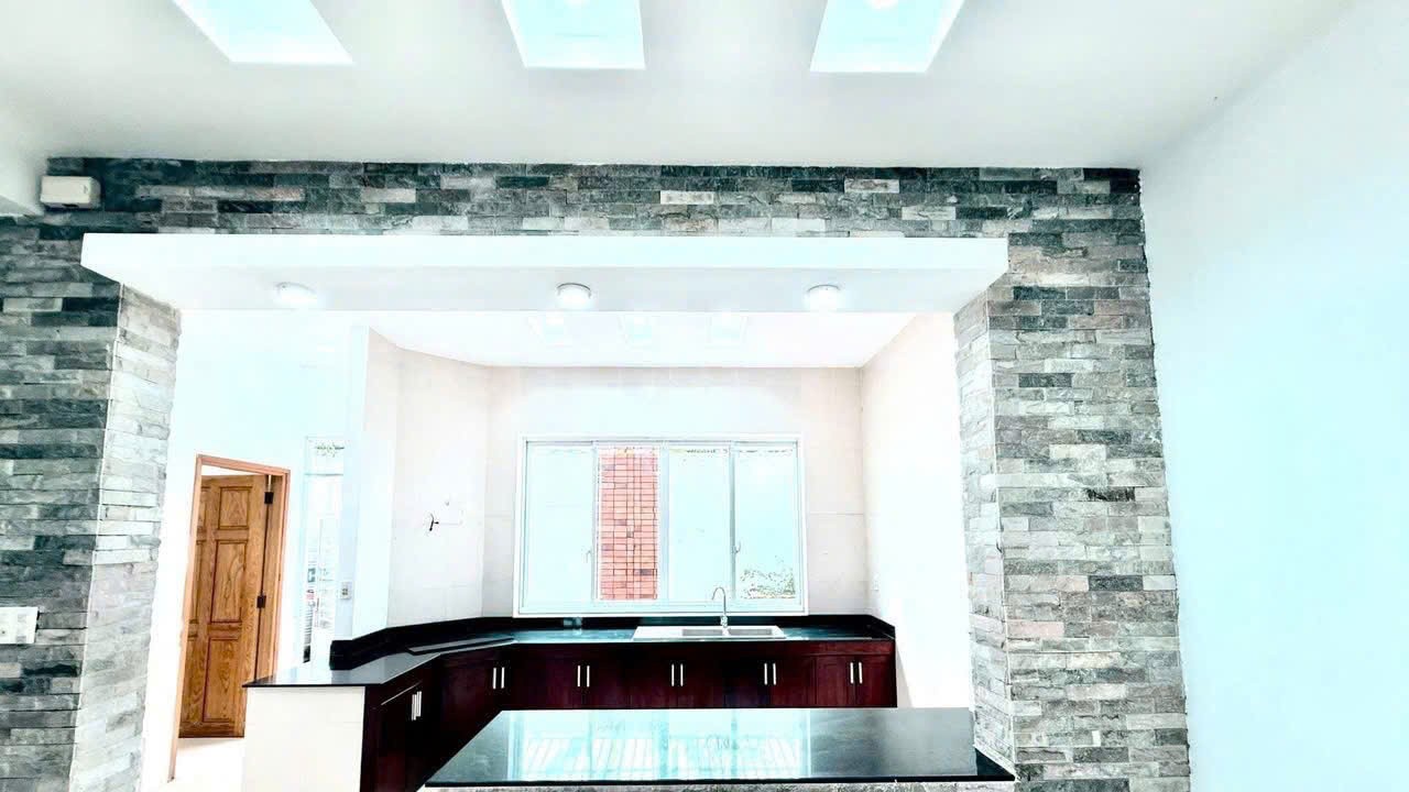 Cần bán Nhà mặt tiền Phường Linh Tây, Thủ Đức, Diện tích 160m², Giá 30 Triệu/tháng 7