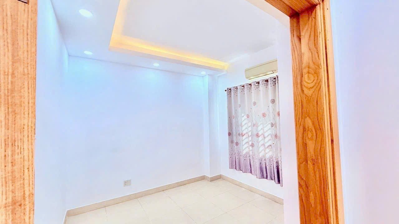 Cần bán Nhà mặt tiền Phường Linh Tây, Thủ Đức, Diện tích 160m², Giá 30 Triệu/tháng 3