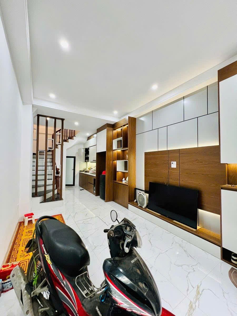 7,95 TỶ - NHÀ PHỐ TRUNG PHỤNG 36m x 5 TẦNG - Ngõ nông gần phố 2