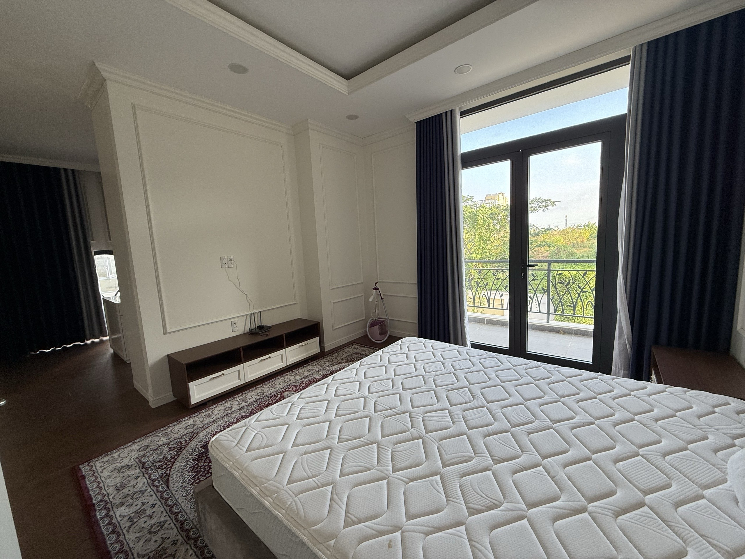 Cần bán Biệt thự Phường Phú Hữu, Quận 9, Diện tích 200m², Giá 26 Tỷ 5