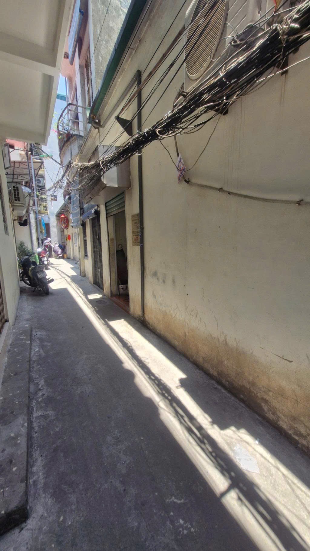 Cần bán Đất đường Tam Trinh, Phường Mai Động, Diện tích 30m², Giá 6.4 Tỷ 2