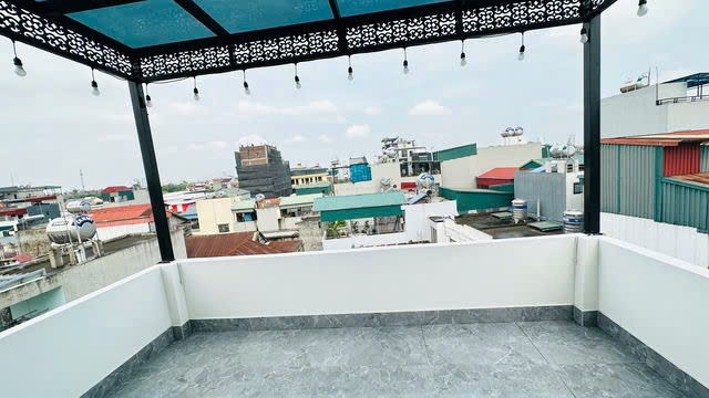 NHÀ MỚI Ô TÔ TÔ VÀO NHÀ Bát Khối 45m2,7 tầng, mặt tiền 3.7m, 11.8 tỷ Long Biên. 5
