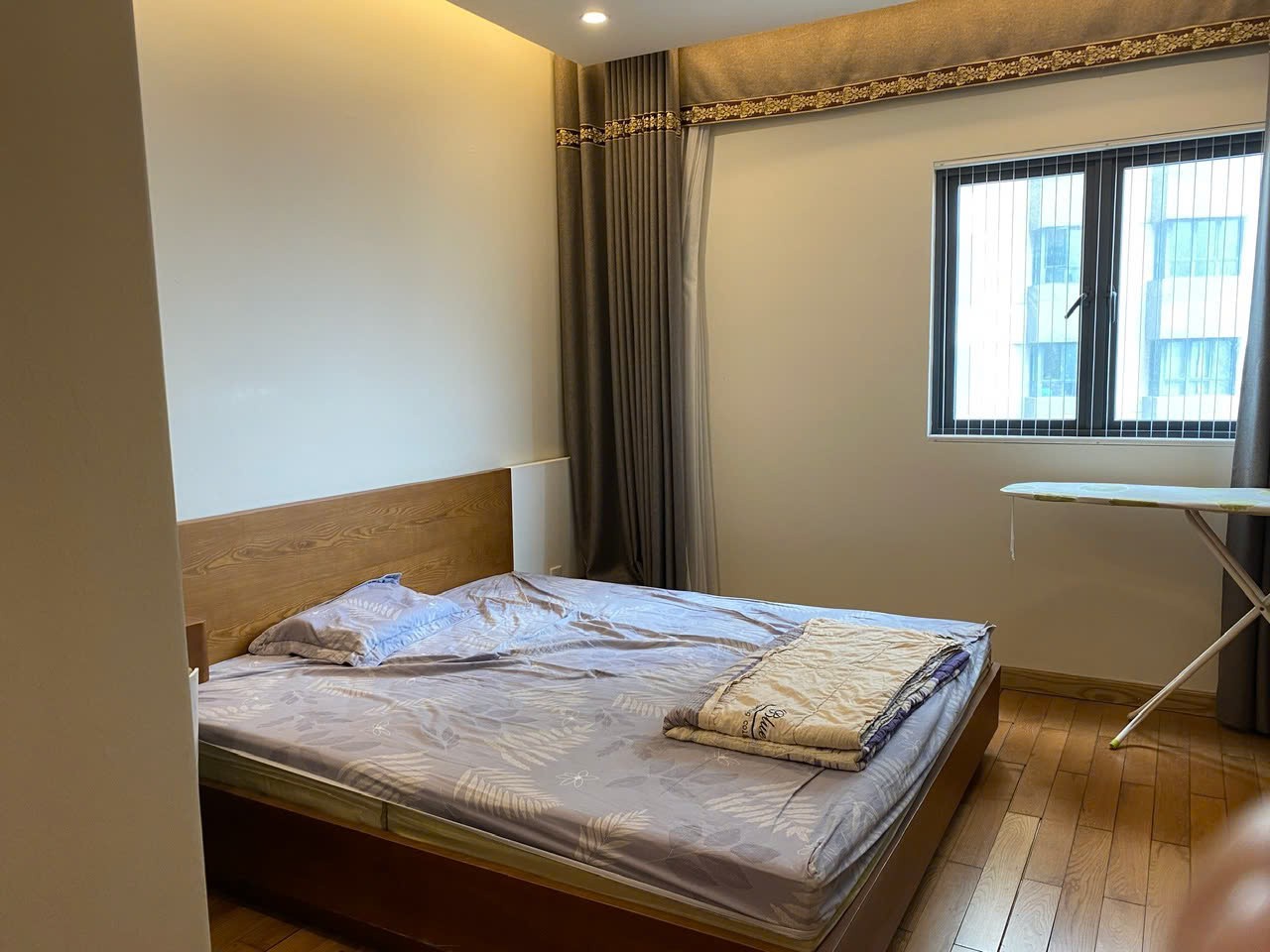 Bán căn hộ 2PN+ 114m2 tại Mulberry Lane tòa B giá nhỉnh 6 tỷ 2