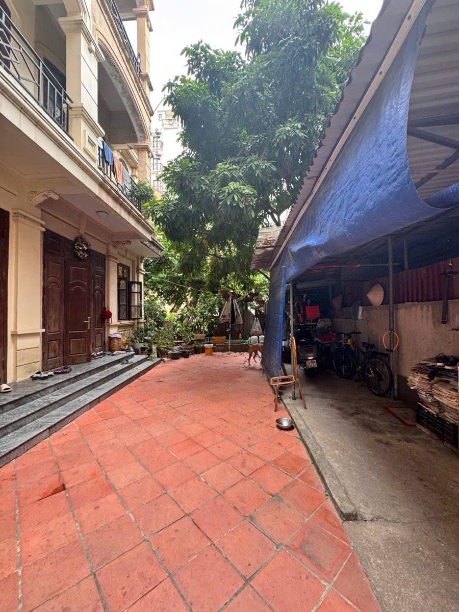 Cần bán Nhà mặt tiền đường Đặng Thai Mai, Phường Quảng An, Diện tích 208m², Giá 36.8 Tỷ 3