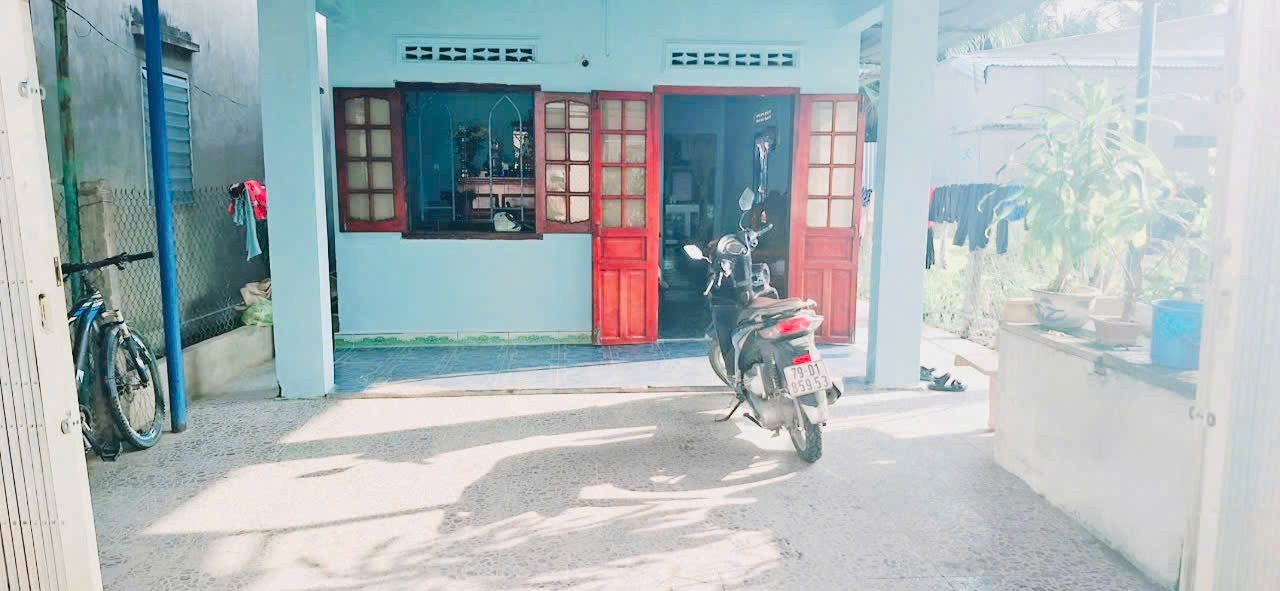 NHÀ DIỆN TÍCH RỘNG TẠI DIÊN SƠN, DIÊN KHÁNH, KHÁNH HÒA, SÂN ĐÂỤ Ô TÔ THOẢI MÁI GIÁ CHỈ 1 TỶ 100 4