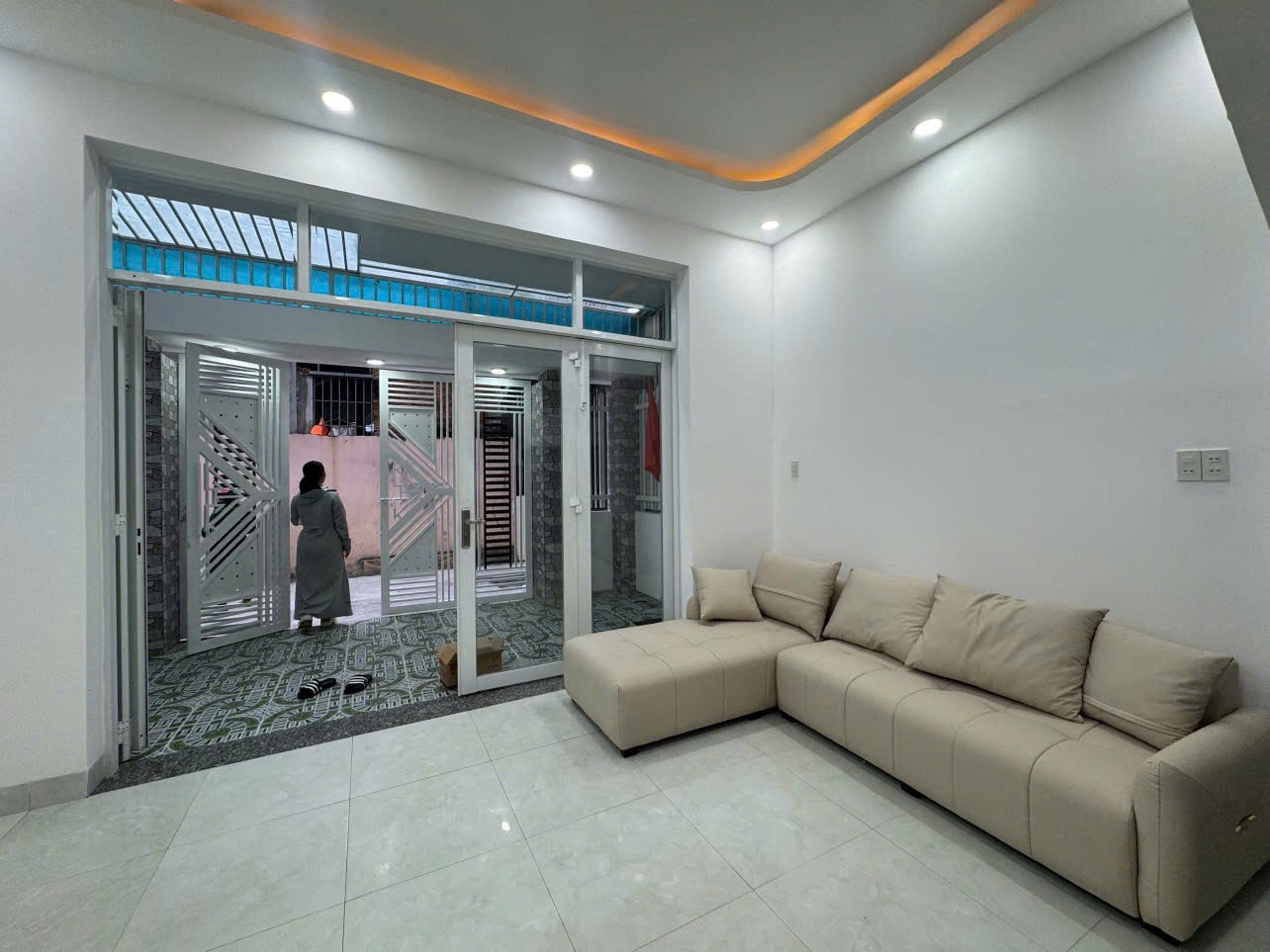 BÁN NHÀ ĐẸP FULL NỘI THẤT – XUÂN LẠC, VĨNH NGỌC, ĐƯỜNG Ô TÔ – VÀO Ở NGAY GIÁ CHỈ 3T050 5