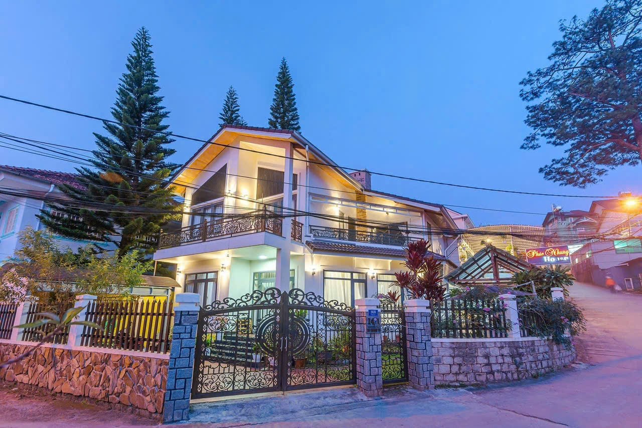 BÁN VILLA SÂN VƯỜN 8 PHÒNG-GẦN HÃNG HYUNDAI ĐÀ LẠT ĐÀ LẠT-HẺM ĐƯỜNG 3 THÁNG 4 PHƯỜNG 3 TP ĐÀ LẠT