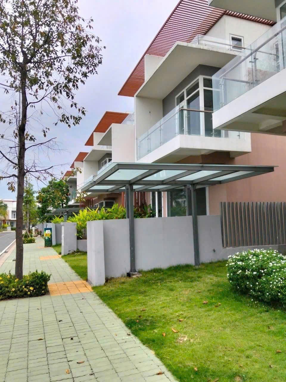 Cần bán Biệt thự Phường Phú Hữu, Quận 9, Diện tích 150m², Giá 8.6 Tỷ