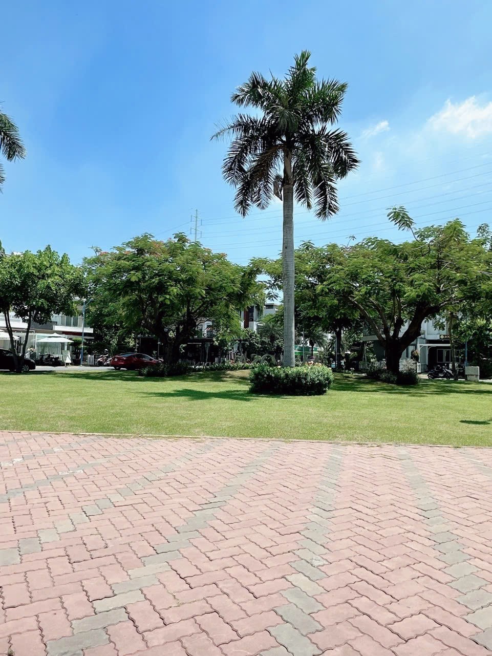 Cần bán Nhà mặt tiền Phường Phú Hữu, Quận 9, Diện tích 123m², Giá 13 Tỷ 5