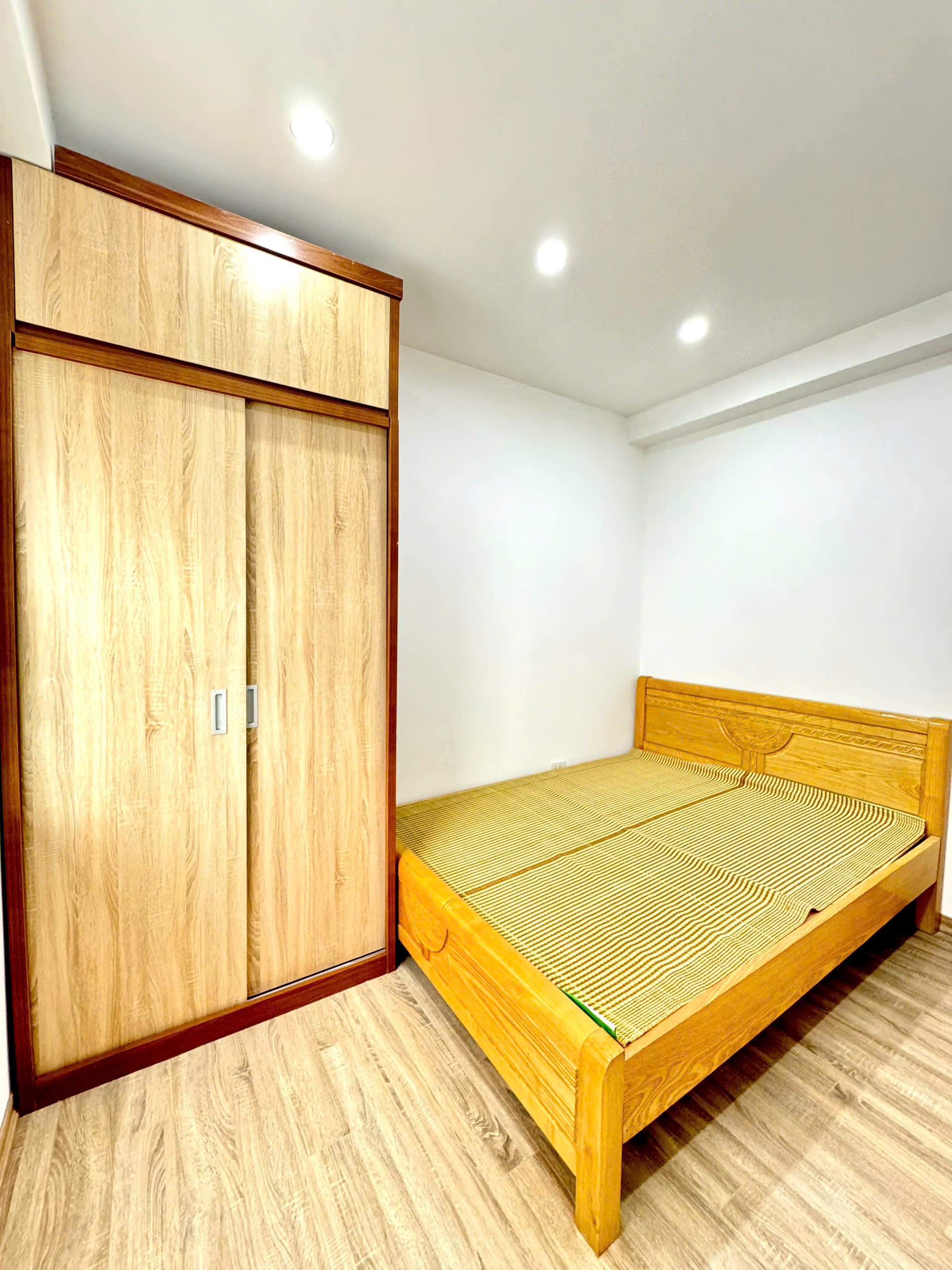 Cần bán Căn hộ chung cư dự án Khu đô thị Kiến Hưng, Diện tích 76m², Giá Thương 8