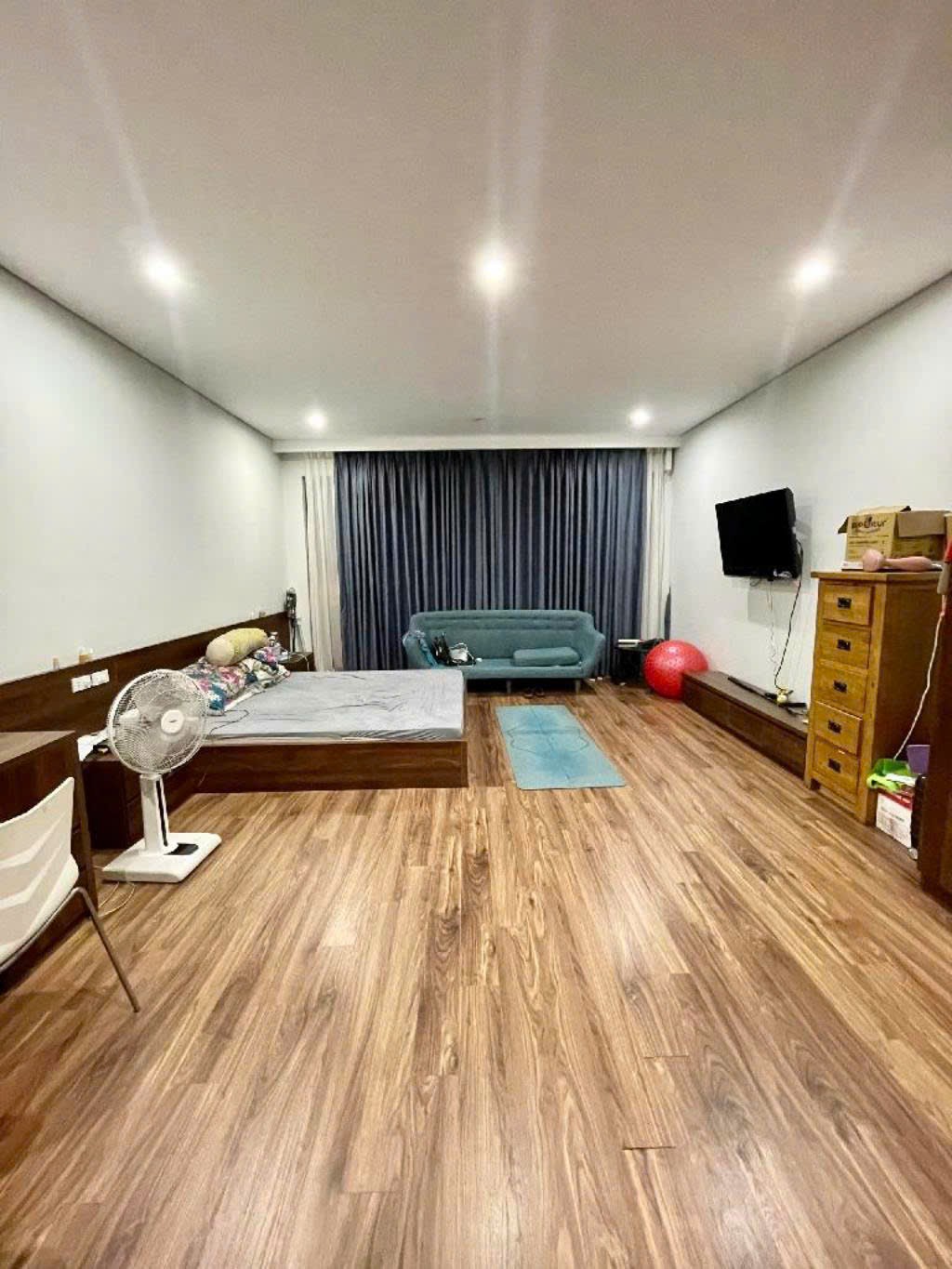 Cần bán Biệt thự đường Tân Mai, Phường Hoàng Văn Thụ, Diện tích 94m², Giá 34.5 Tỷ
