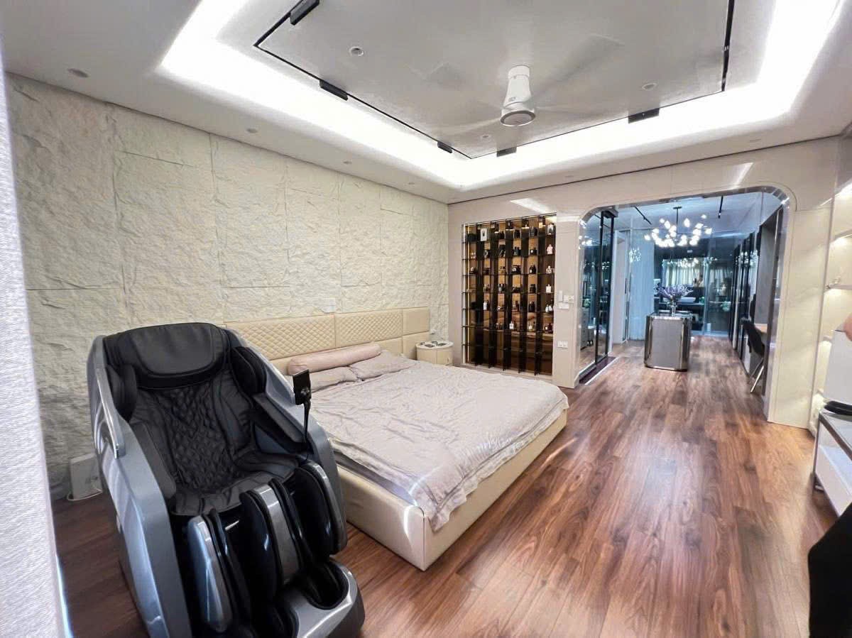 Chỉ 23 tỷ có nhà 7T thang máy ô tô 7 chỗ vào nhà phố Nguyễn Đức Cảnh. 6
