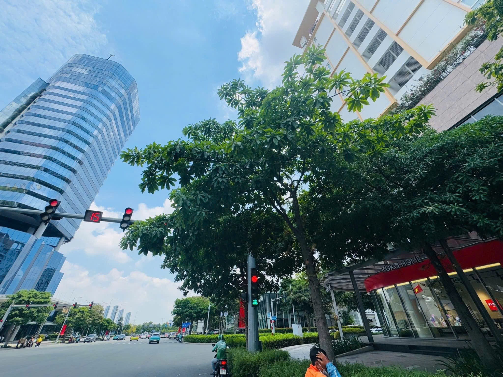 Cho thuê Nhà mặt tiền Phường Thủ Thiêm, Quận 2, Diện tích 100m², Giá 135 Triệu/tháng