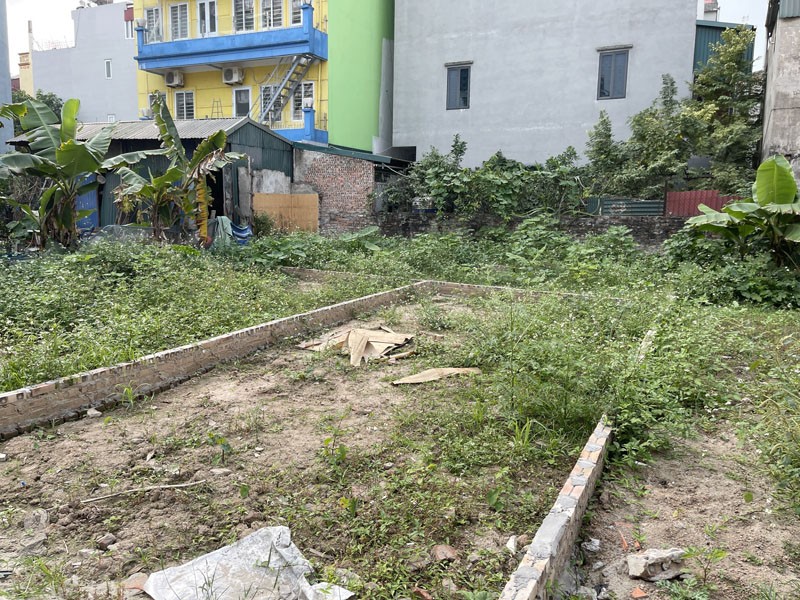 Hiếm có! Diện tích nhỏ 30m2 đất ngõ 14 Kẻ Tạnh, Giang Biên. Gần đường lớn và trường chợ 5