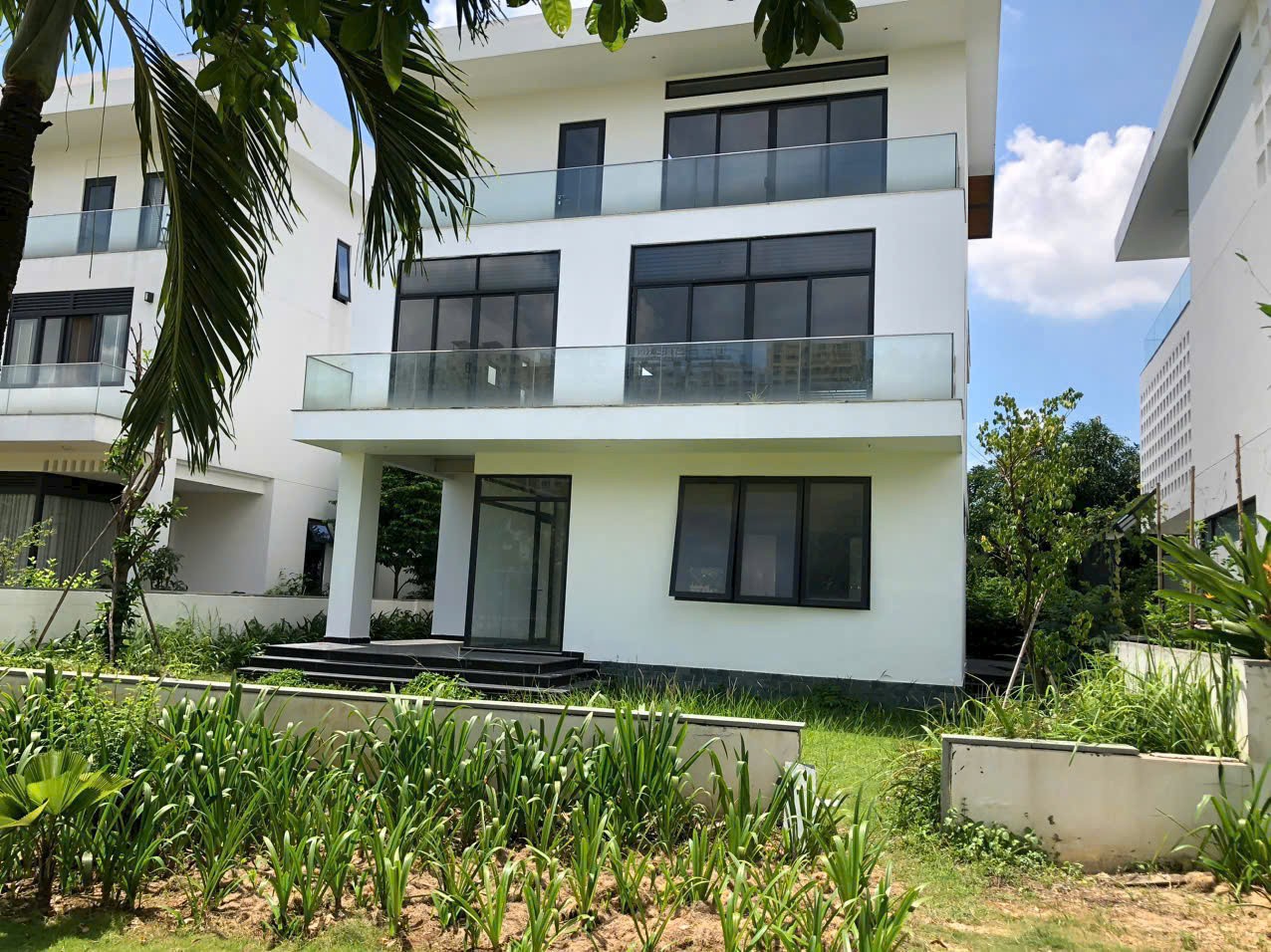 Cần bán Biệt thự Phường Phú Hữu, Quận 9, Diện tích 423m², Giá 58 Tỷ 2