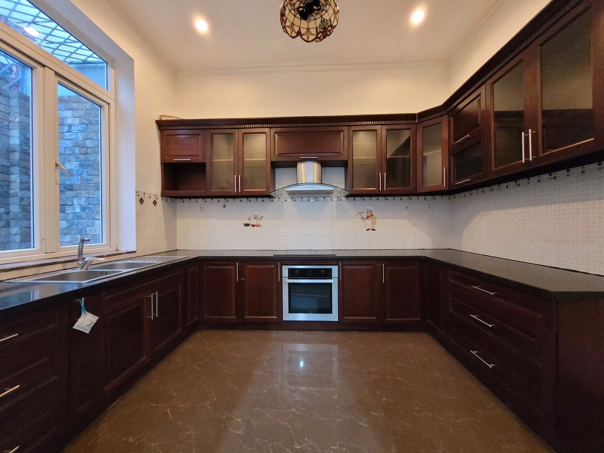 Cho thuê Nhà mặt tiền Phường Thảo Điền, Quận 2, Diện tích 140m², Giá 68 Triệu/tháng 12