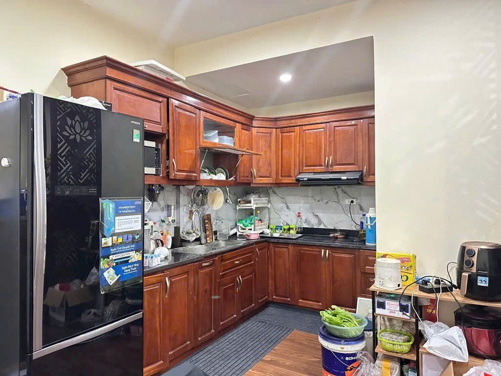 BÁN NHÀ XA LA  HÀ ĐÔNG- Ô TÔ DỪNG ĐỖ NGÀY ĐÊM - CHỦ  ĐỂ LẠI TOÀN BỘ NỘI THẤT, NHỈNH 4 TỶ 2