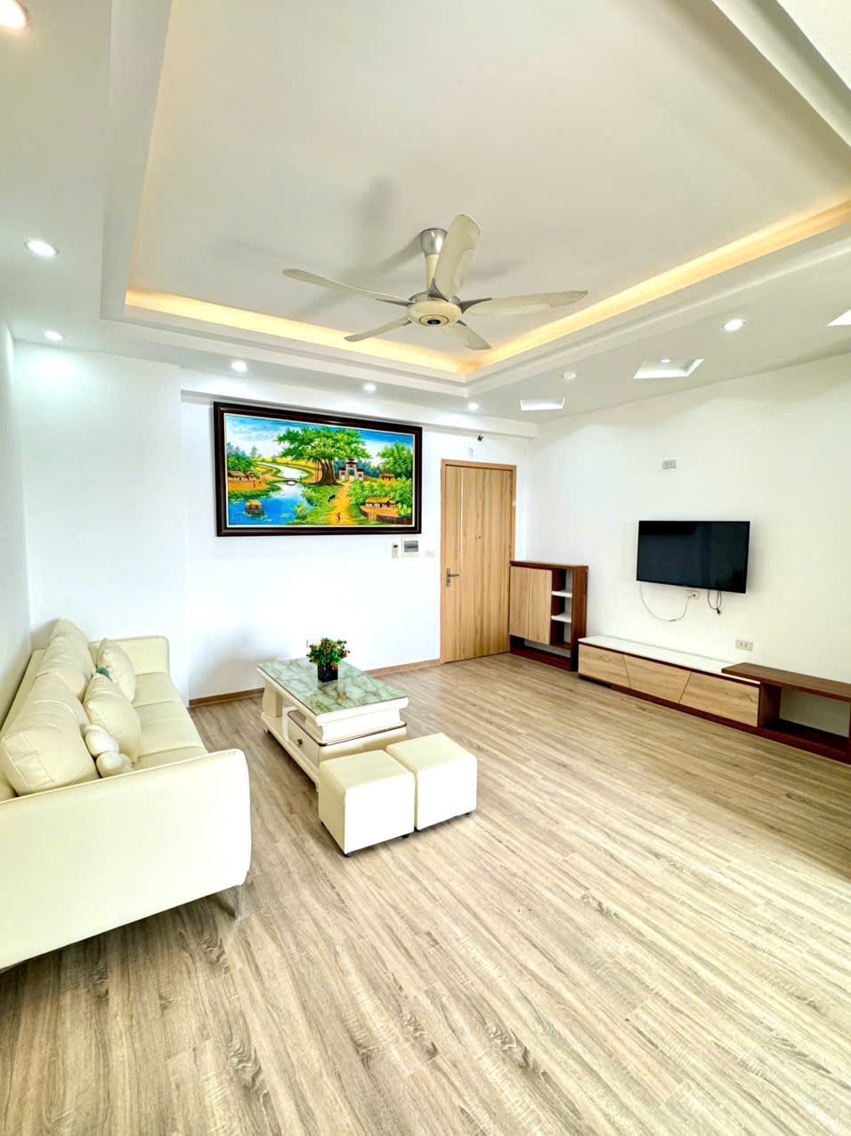 Chỉ hơn 2,7 tỷ có ngay căn 76m2 bc Đông Nam 2