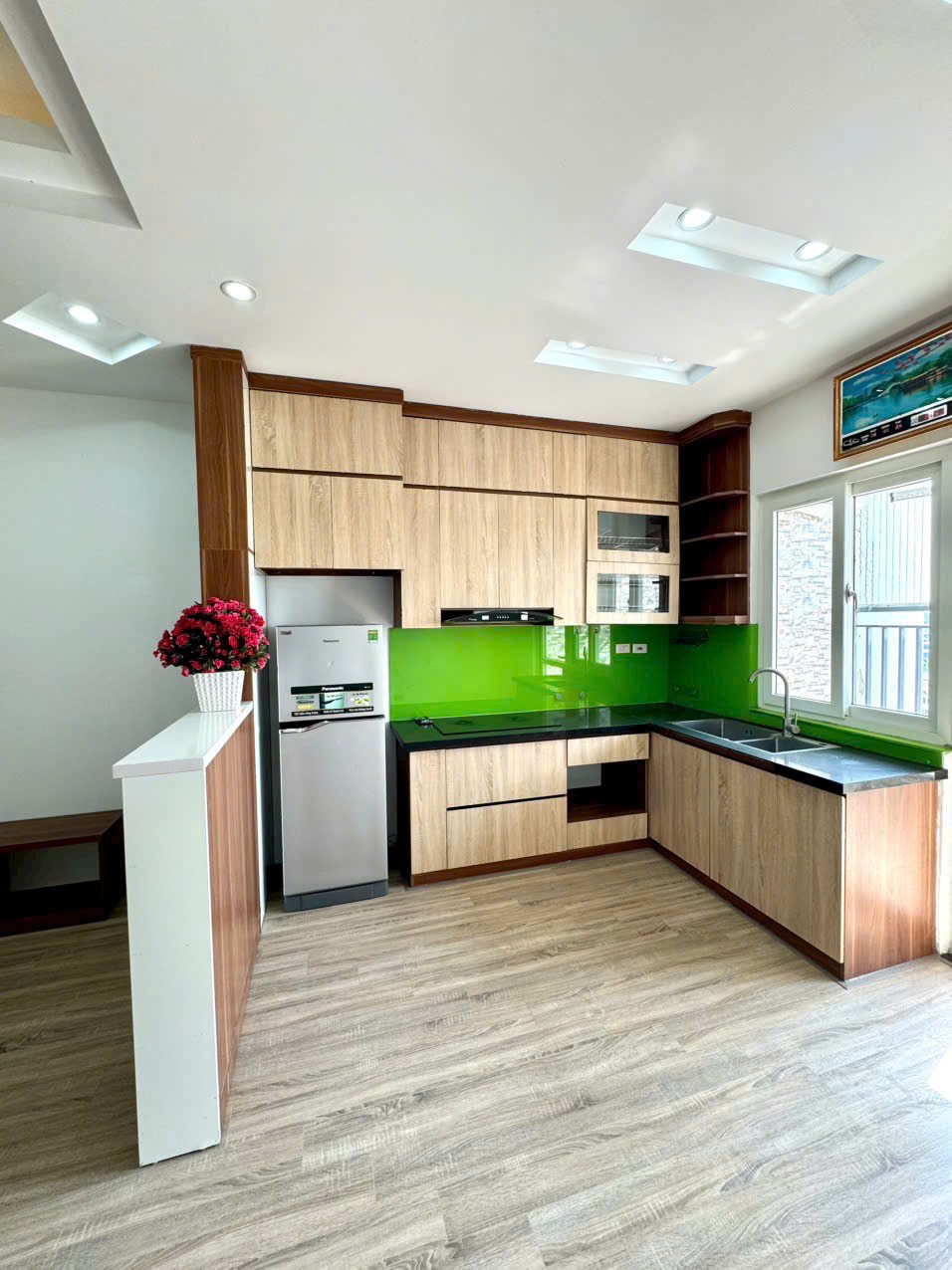 Chỉ hơn 2,7 tỷ có ngay căn 76m2 bc Đông Nam 3