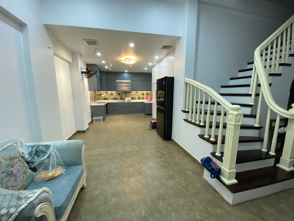 Cần bán Nhà mặt tiền đường Tạ Quang Bửu, Phường Bách Khoa, Diện tích 240m², Giá 13.5 Tỷ