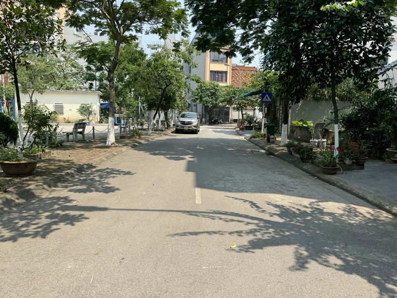 Bán Đất Giang Biên Chếch Vườn Hoa: 72,67m2, mặt tiền đẹp, cạnh Trường Chợ, tiện ích bạt ngàn 4