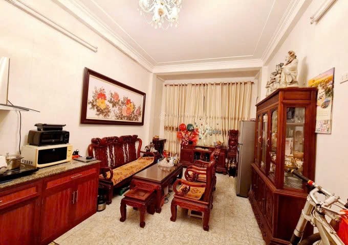 Cần bán Nhà mặt tiền đường Yên Phụ, Phường Yên Phụ, Diện tích 60m², Giá 17,5 Tỷ 2
