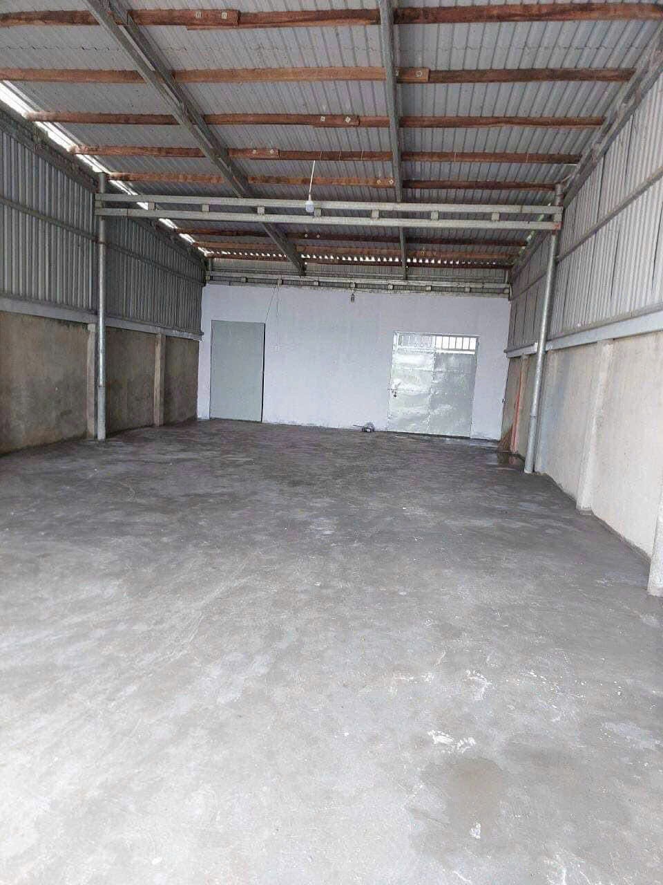 Nhà kho hẻm xe tải xã Trung An, Củ Chi dt 196m2 giá 2,8 tỷ 2