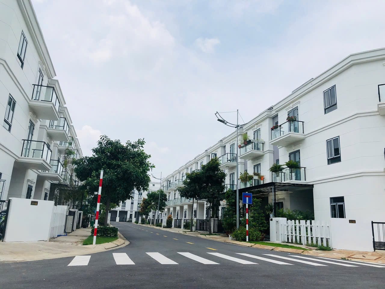 Cần bán Biệt thự Phường Trường Thạnh, Quận 9, Diện tích 136m², Giá 14.2 Tỷ 5