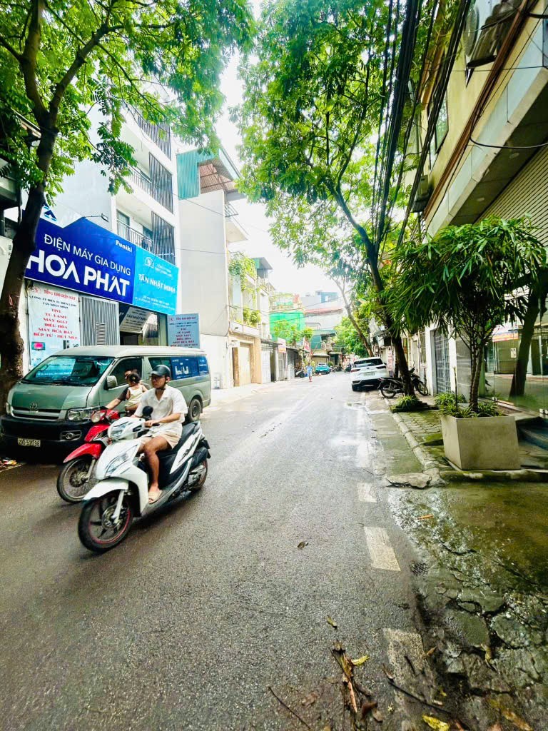 Cần bán Nhà mặt tiền đường Lĩnh Nam, Phường Lĩnh Nam, Diện tích 92m², Giá 23 Tỷ 2