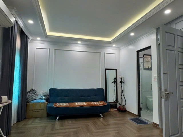 BIỆT THỰ 3 TẦNG Ngô Gia Tự -Long Biên 124m2,mặt tiền 7.4m, 18.5 tỷ. 5