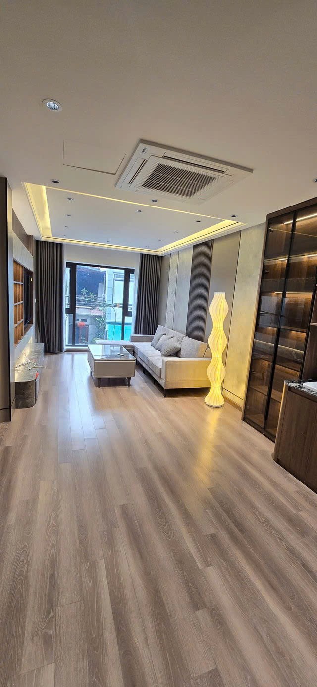 HAO HẬU 7 TẦNG Ô TÔ VÀO NHÀ NGÕ THÔNG KINH DOANH  Ngọc Thụy 35m2,X mặt tiền  3.5m, 11.5 tỷ Long 5
