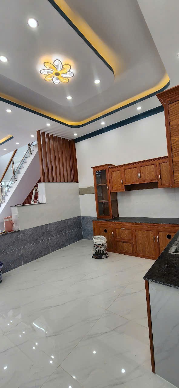 Nhà mt đường nhựa xã Mỹ Hạnh Nam, Đức Hòa dt 120m2 1 lầu 4pn 2wc giá 2,7 tỷ 4