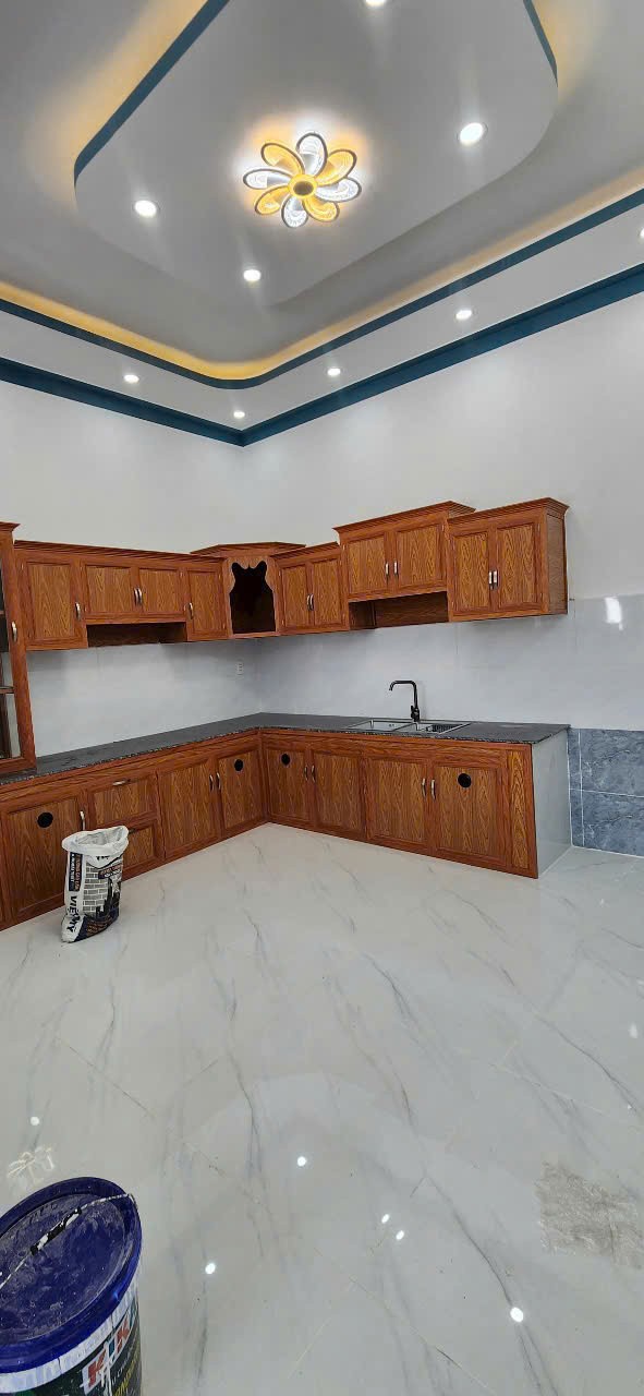 Nhà mt đường nhựa xã Mỹ Hạnh Nam, Đức Hòa dt 120m2 1 lầu 4pn 2wc giá 2,7 tỷ 10
