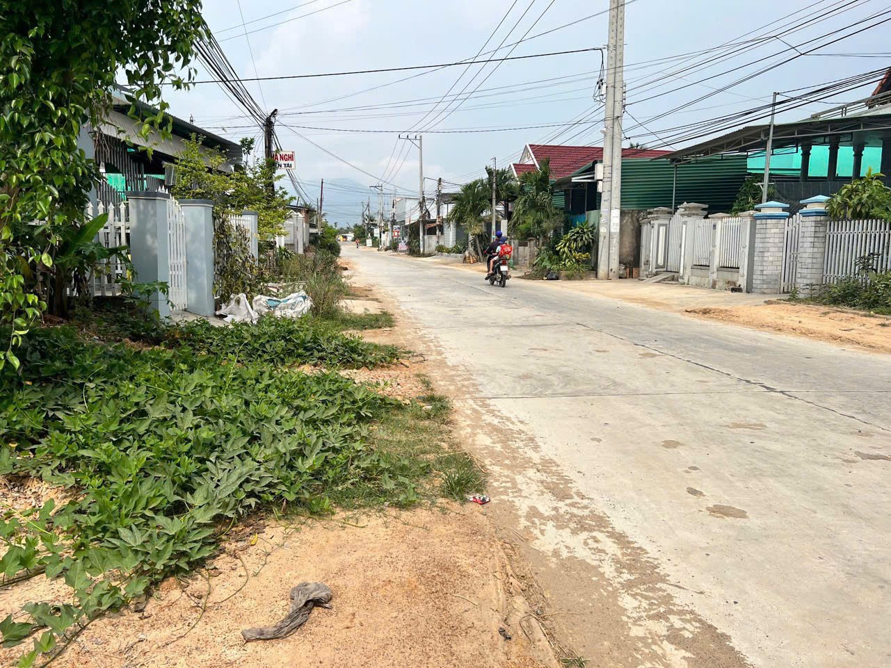 bán 271m2 full thổ nằm trục chính vào trung tâm thị xã Ninh Hòa 0985451850 3