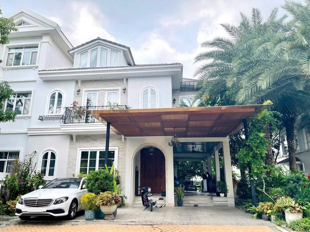Cần bán Biệt thự Phường Phú Mỹ, Quận 7, Diện tích 290m², Giá 140 Tỷ 8