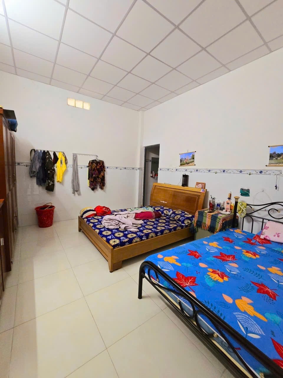 Kinh Khủng Khiếp, Nhà Dt 200m2, ngang 6, Mặt Tiền, Quận 9, Giá chỉ 2.95ty 4