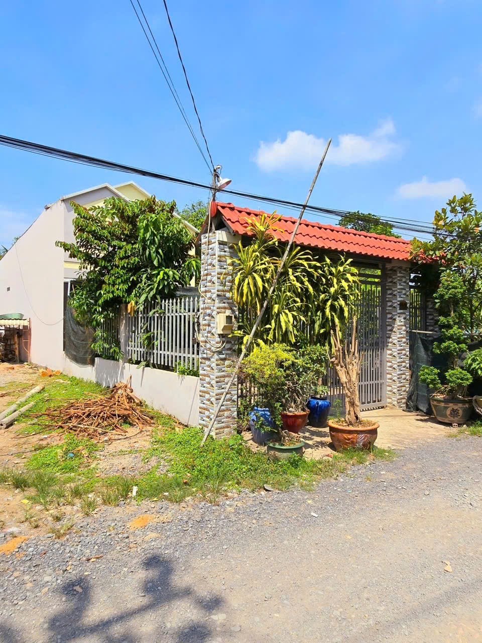 Kinh Khủng Khiếp, Nhà Dt 201m2, ngang 6, Mặt Tiền, Quận 9, Giá chỉ 2.96ty 2