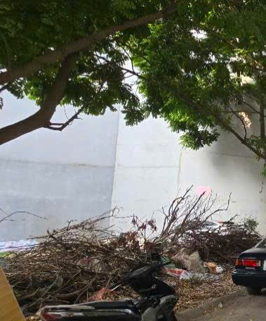BÁN ĐẤT DỊCH VỤ, PHÂN LÔ VỈA HÈ TẠI HÀ ĐÔNG, KINH DOANH BẤT CHẤP MỌI LOẠI HÌNH, NHỈNH 12  TỶ