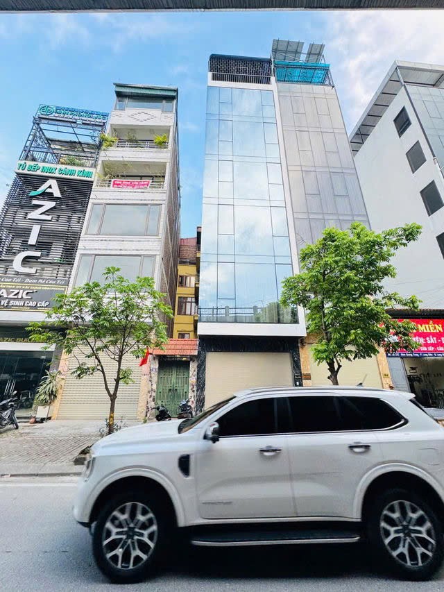 MẶT PHỐ 8 TẦNG THANG MÁY - HAI THOÁNG Đàm Quang Trung 48m2,X 8 tầng, mặt tiền 4.6m, 24.8 tỷ Long